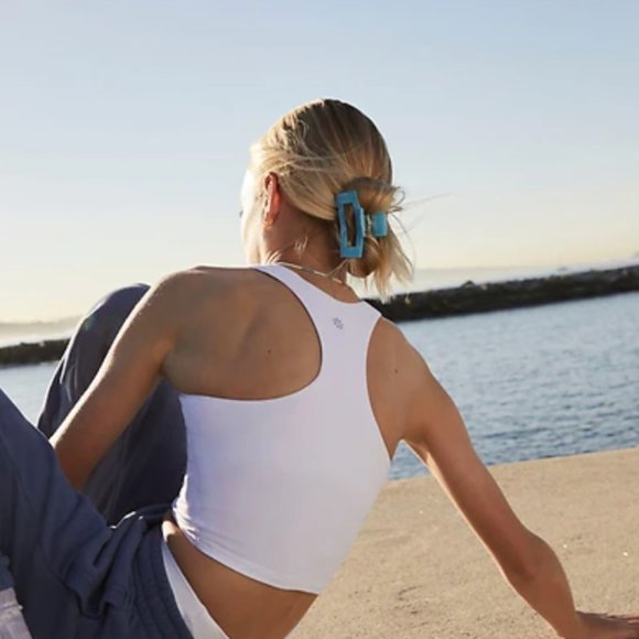 ATHLETA GIRL LONG DISTANCE 2.0 BRA size M8-10 - Picture 2 of 7